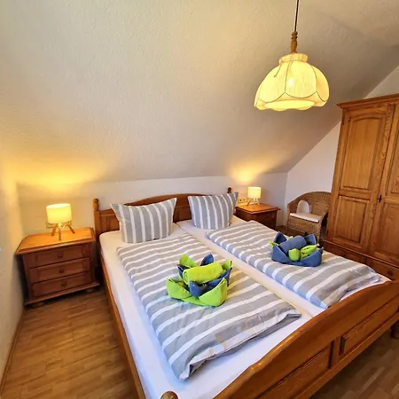 Gaestehaus Kuehn Og Rechts N3