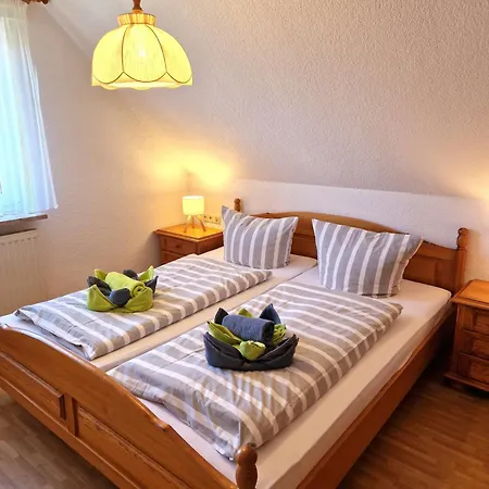 Gaestehaus Kuehn Og Rechts N3 Norddeich (Norden)